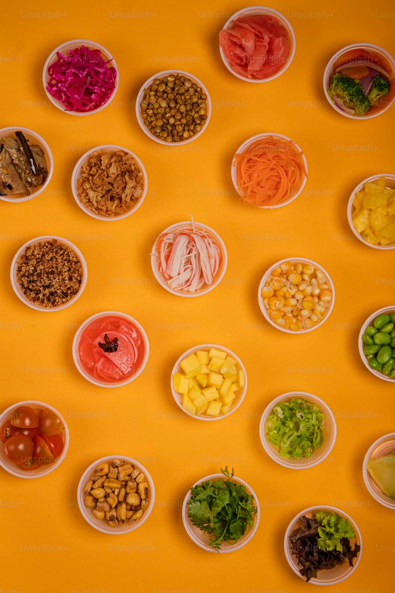 Sommerliche Straße in Griechenland